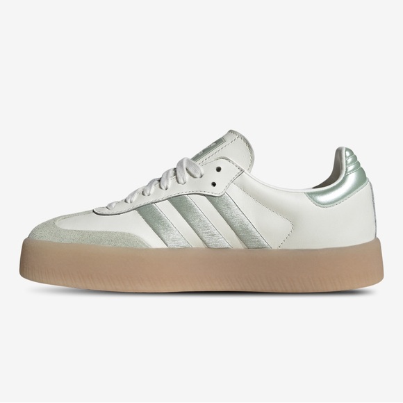 adidas Originals Sambae
Women's/Shoes/Casual Sneakers/Casual Soccer Sneakers - Picture 4 of 7